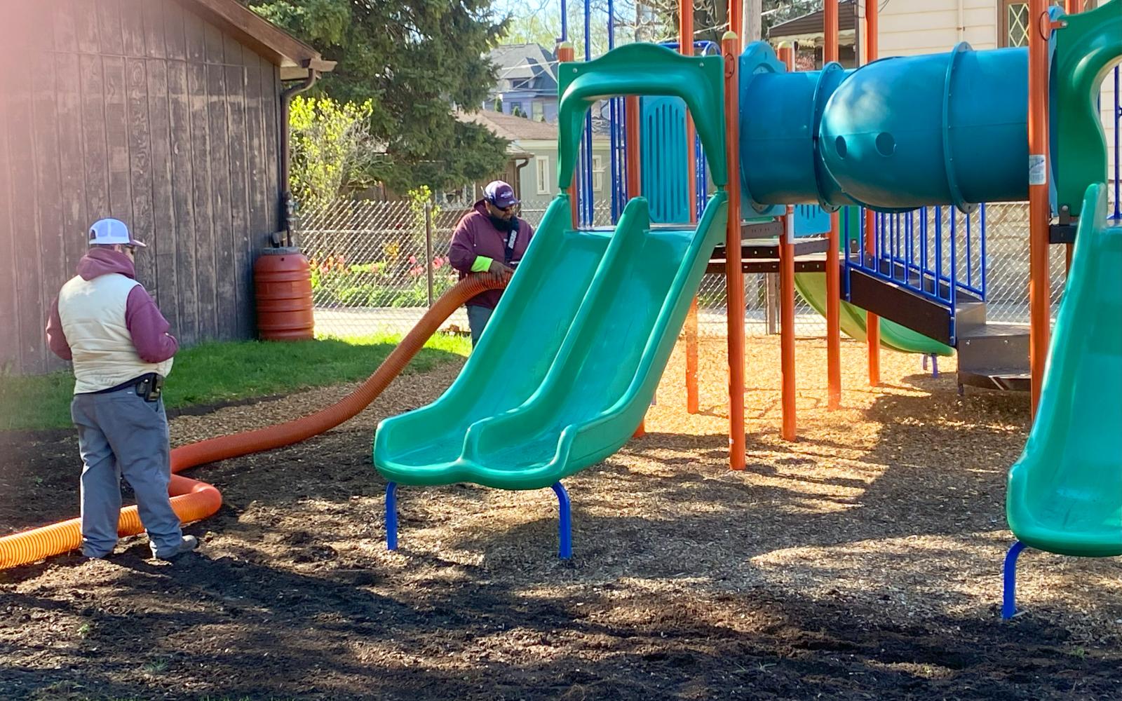 hessler park gets new mulch