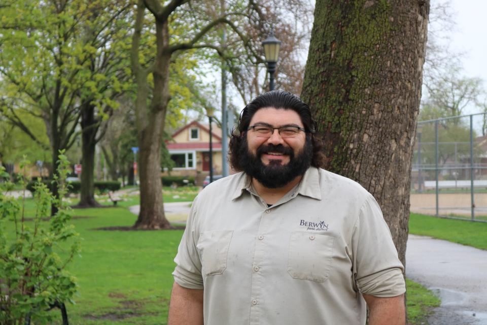 Carlos DeLeon